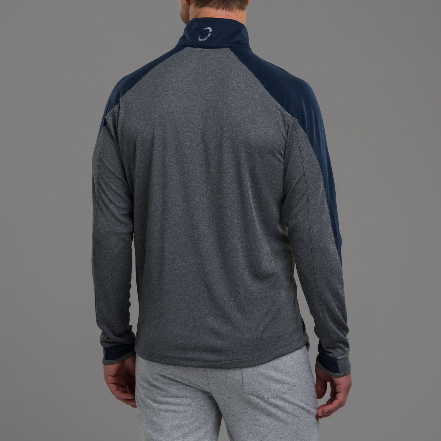 Z425 1/4 Zip Pullover - Zero Restriction