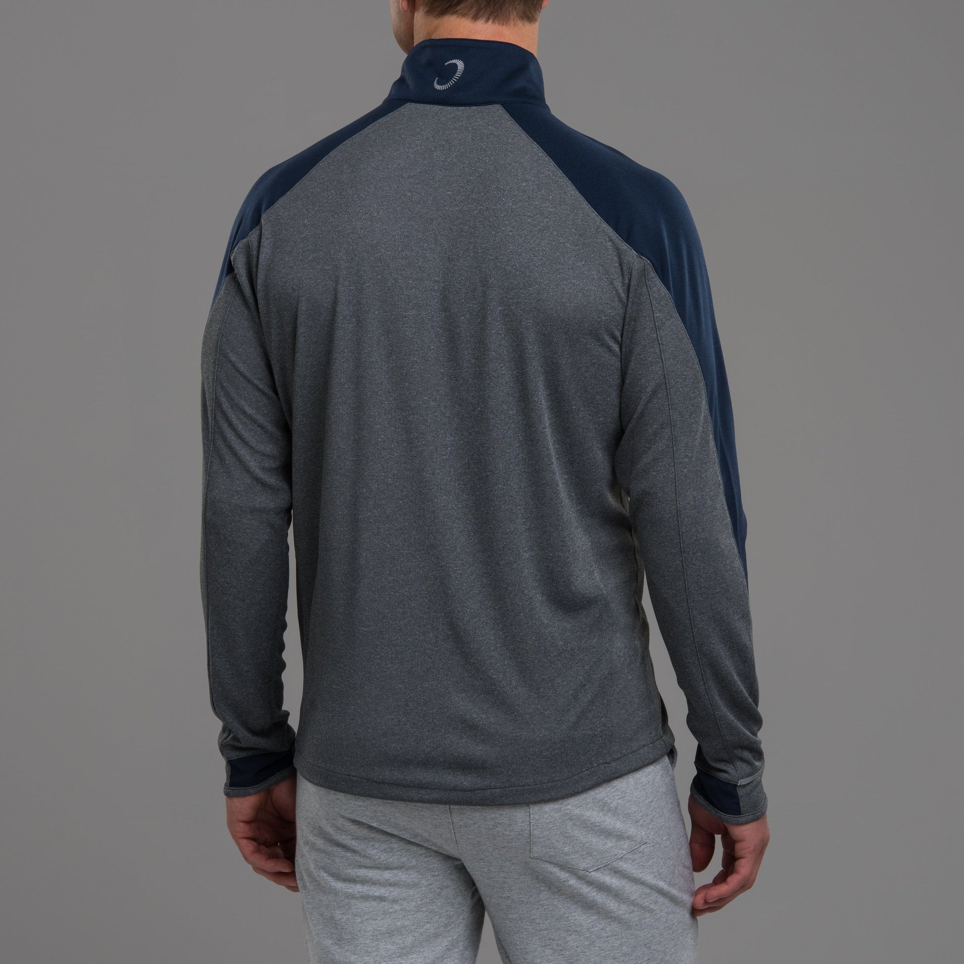 Z425 1/4 Zip Pullover - Zero Restriction