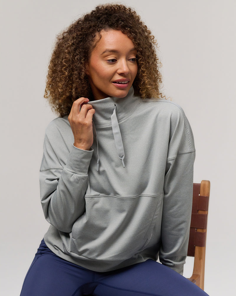 Evie Mock Neck Performance Pullover