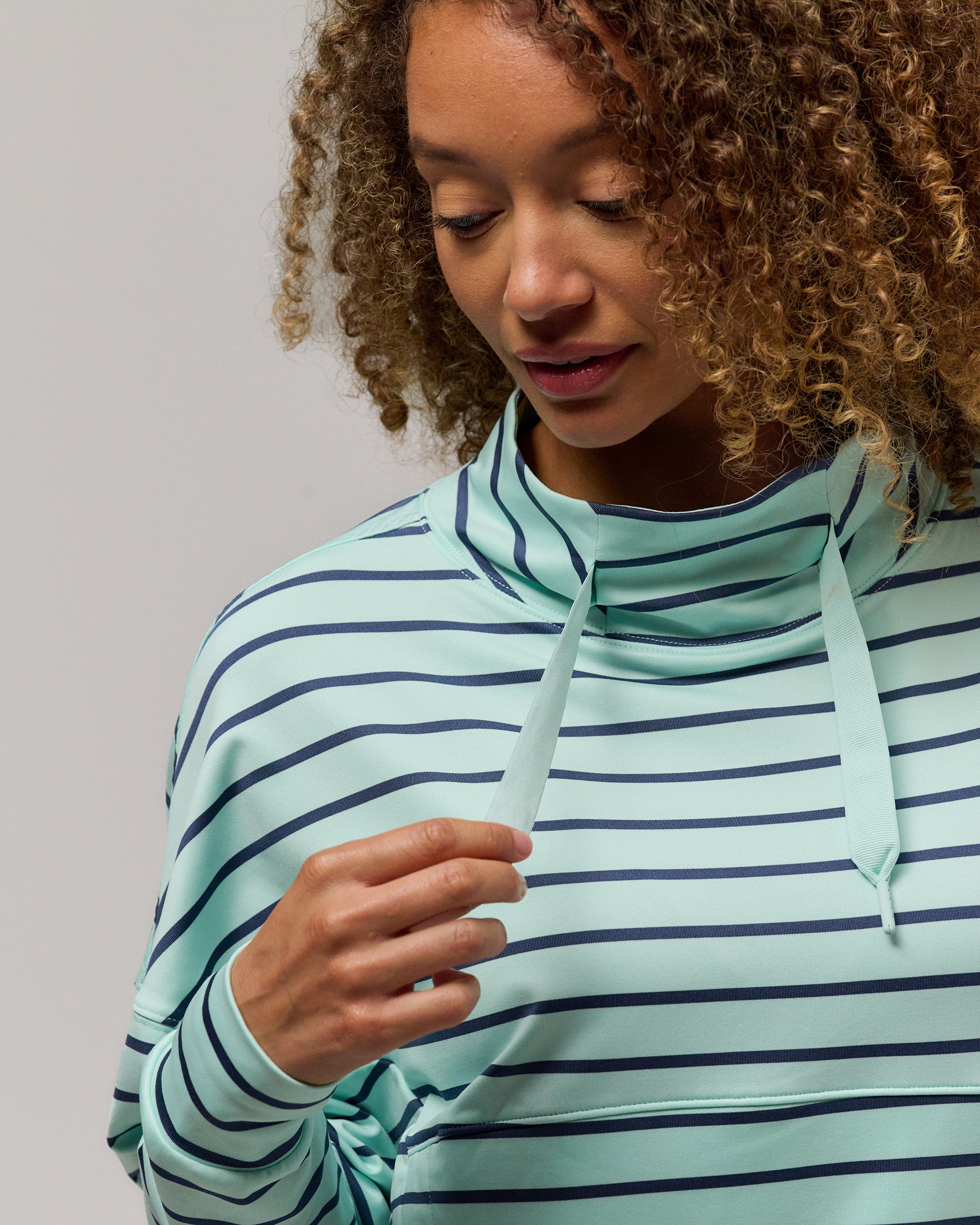 Evie Mock Neck Performance Pullover – Zero Restriction