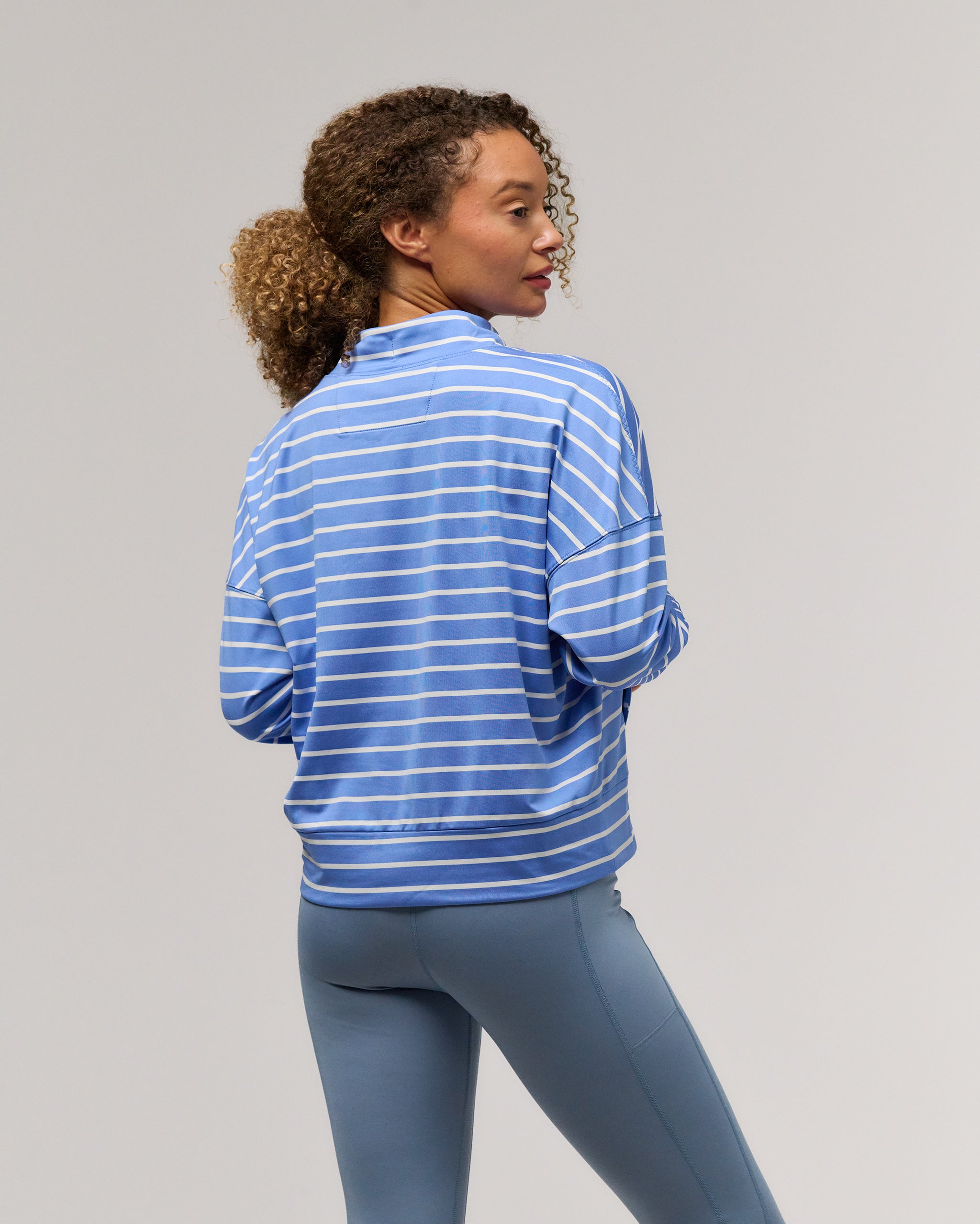 EVIE Evie Mock Neck Performance Pullover – Zero Restriction
