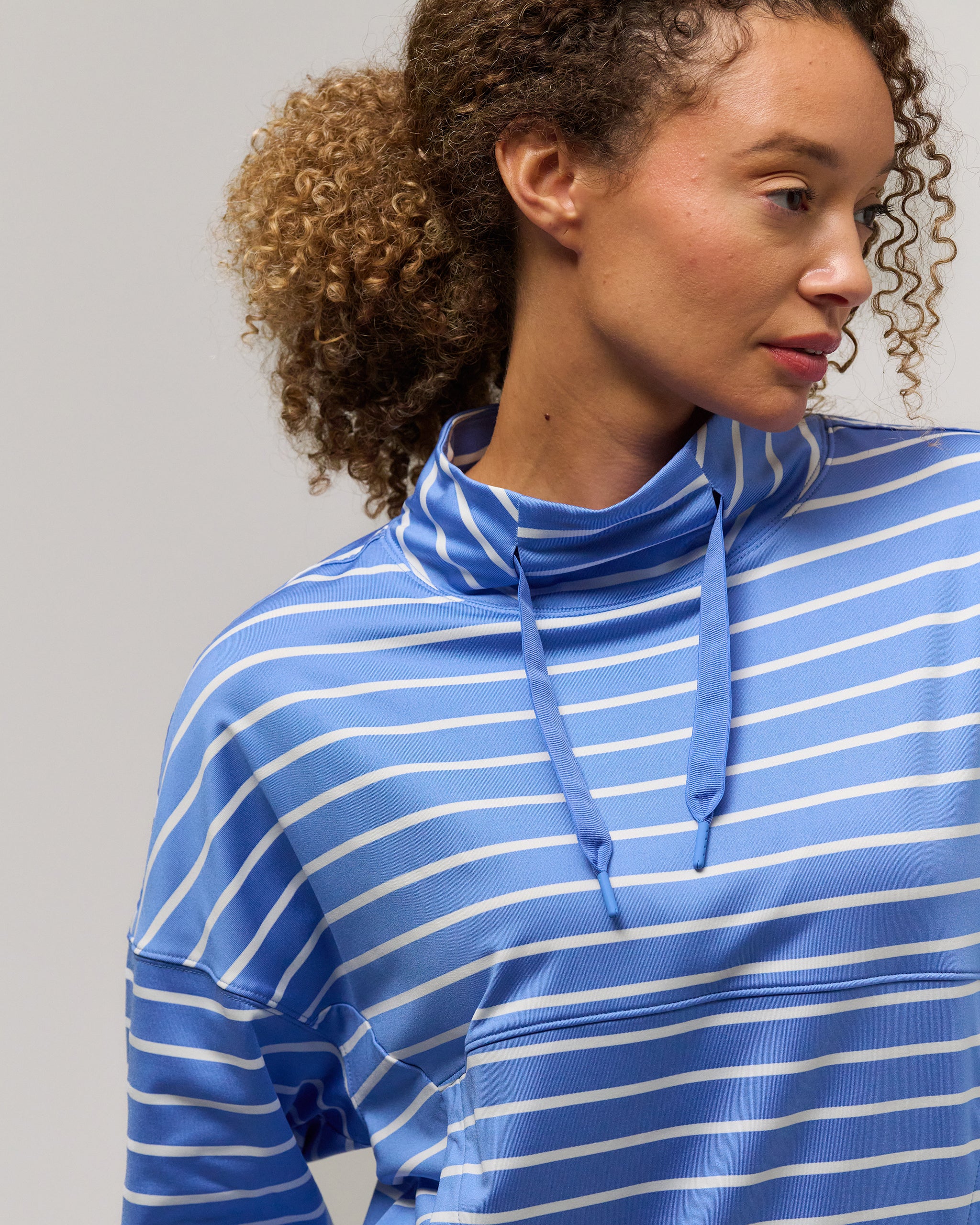 Evie Mock Neck Performance Pullover – Zero Restriction