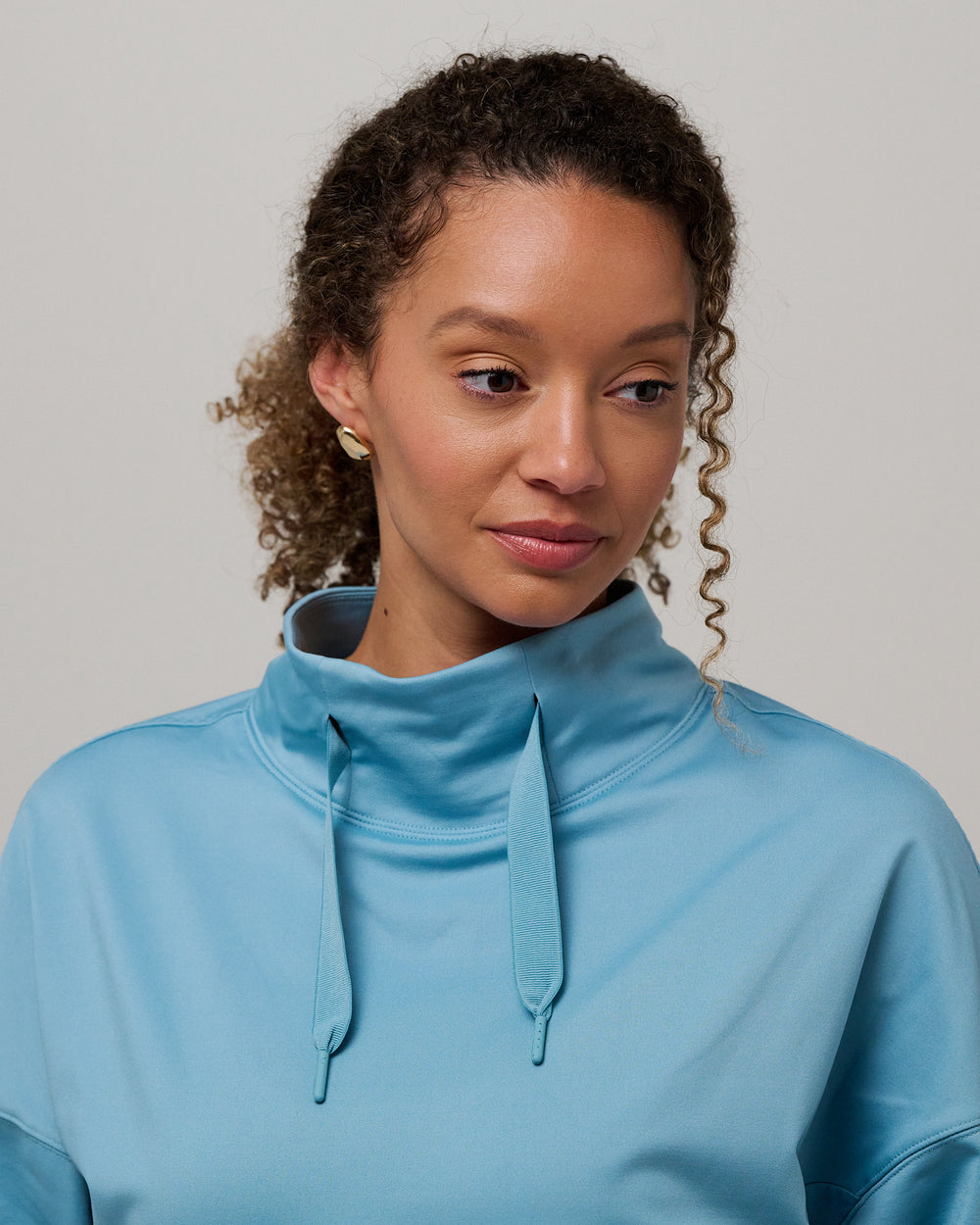 Evie Mock Neck Performance Golf Pullover | Zero Restriction
