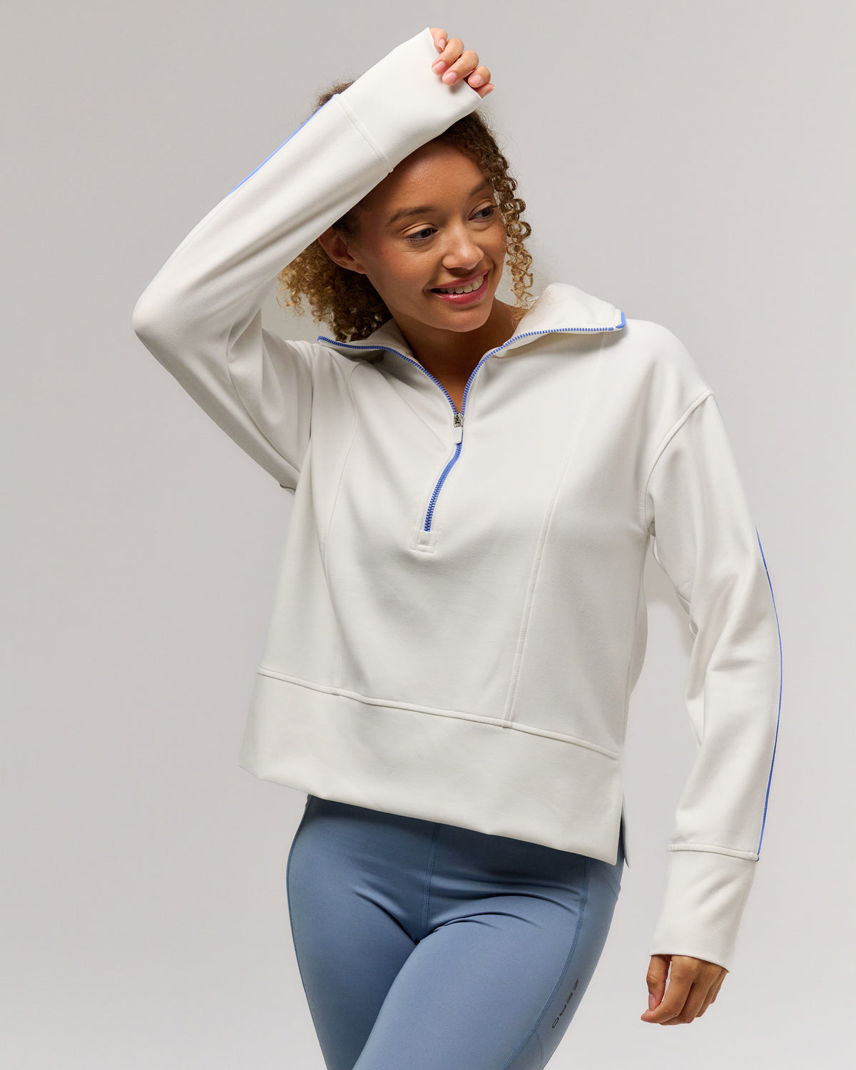 WHITE/NEPTUNE