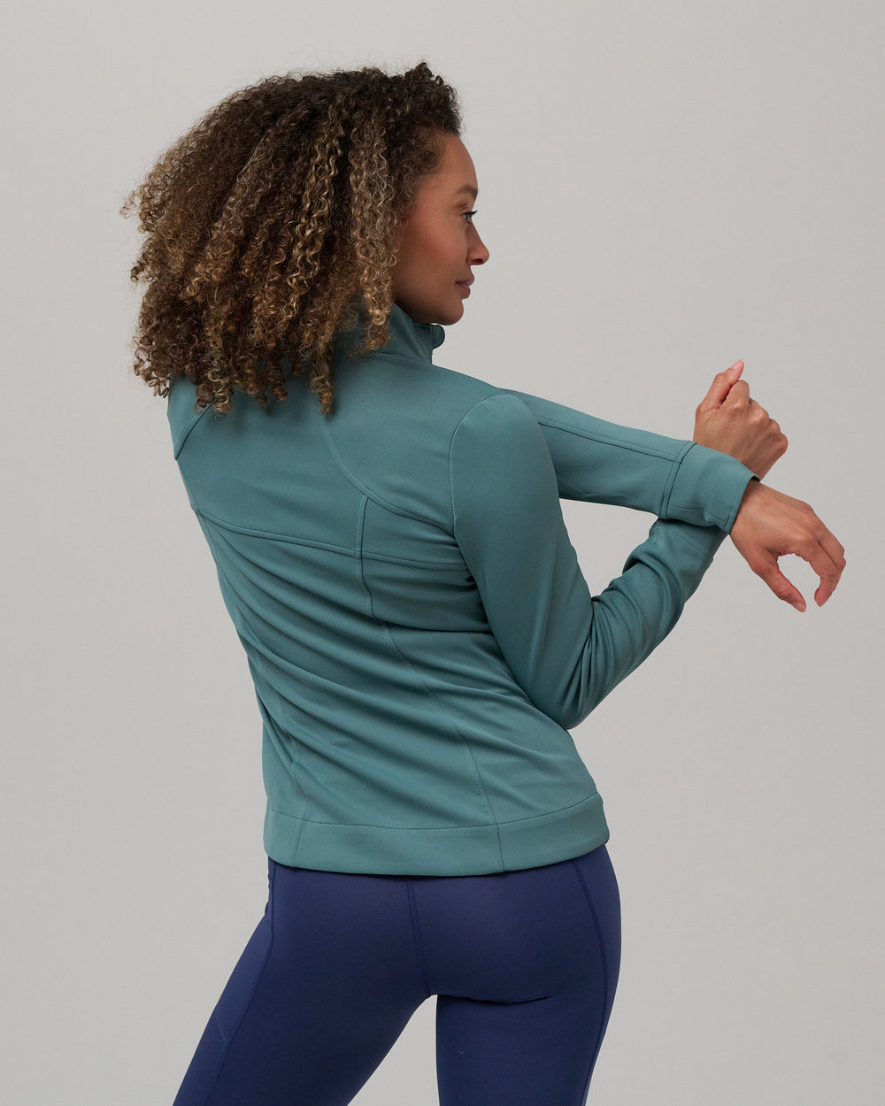 Mikaela Z500 Performance Full Zip – Zero Restriction