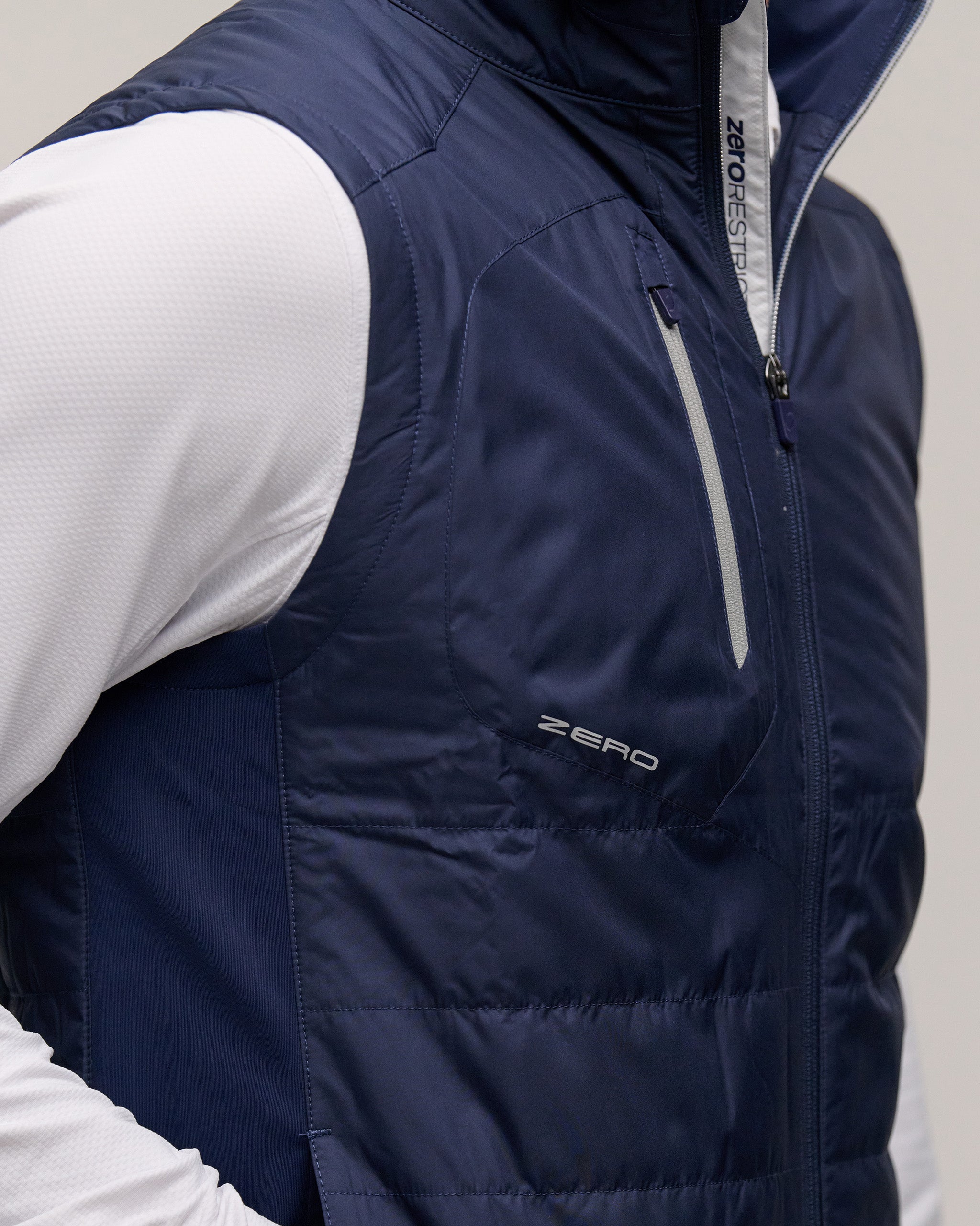 Z625 Windproof PrimaLoft® Golf Vest | Zero Restriction