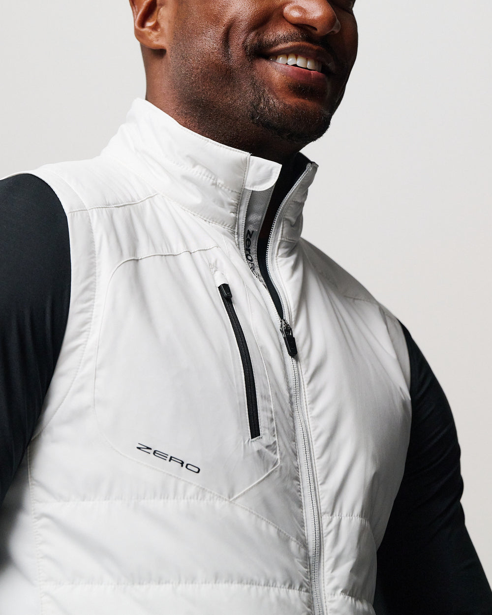 WHITE/BLACK