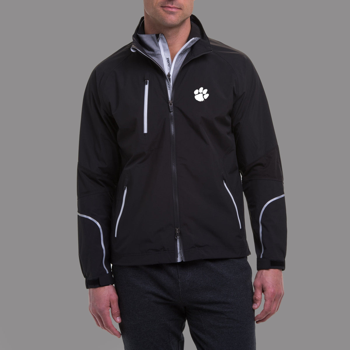 BLACK/METALLIC SILVER